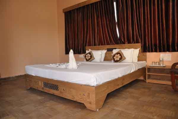 Gir Lions Paw Resort With Swimming Pool Sasan Gir Buitenkant foto